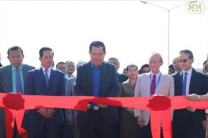 Inaugurates Two Bridges Across the Tonle Sap